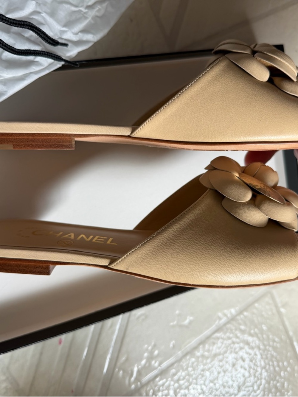 CHANEL nude colored sandals - Picture 7 of 10